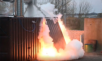 Lithium-ion battery fire and explosion test in the BESAFE project, highlighting thermal runaway, battery fire behaviour and safety for EVs, vessels and energy storage systems.